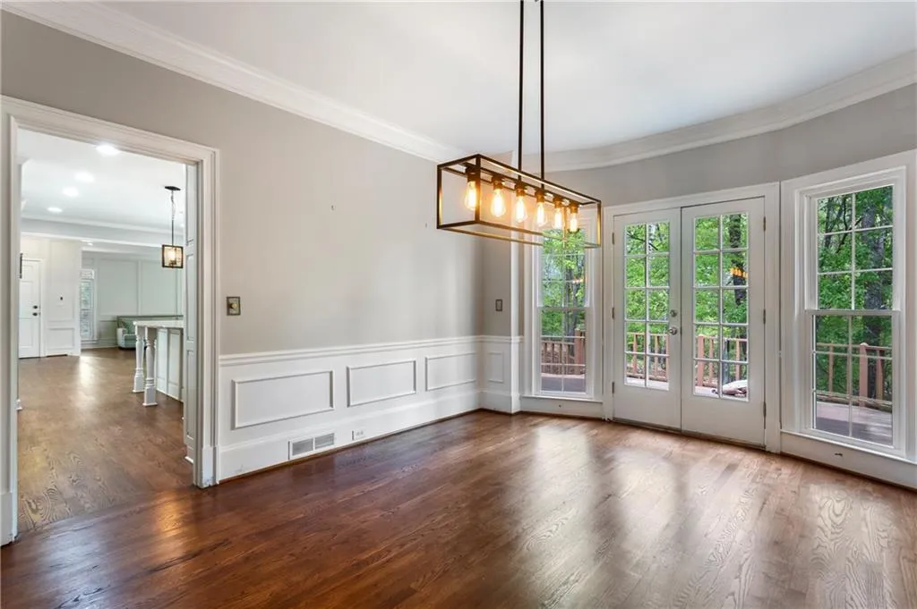 7860 Fawndale Way, Sandy Springs, Georgia 30350, 6 Bedrooms Bedrooms, ,5 BathroomsBathrooms,Residential,Sold,7860 Fawndale Way,6865067
