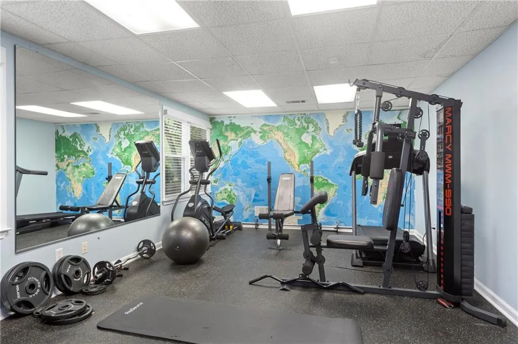 7860 Fawndale Way, Sandy Springs, Georgia 30350, 6 Bedrooms Bedrooms, ,5 BathroomsBathrooms,Residential,Sold,7860 Fawndale Way,6865067