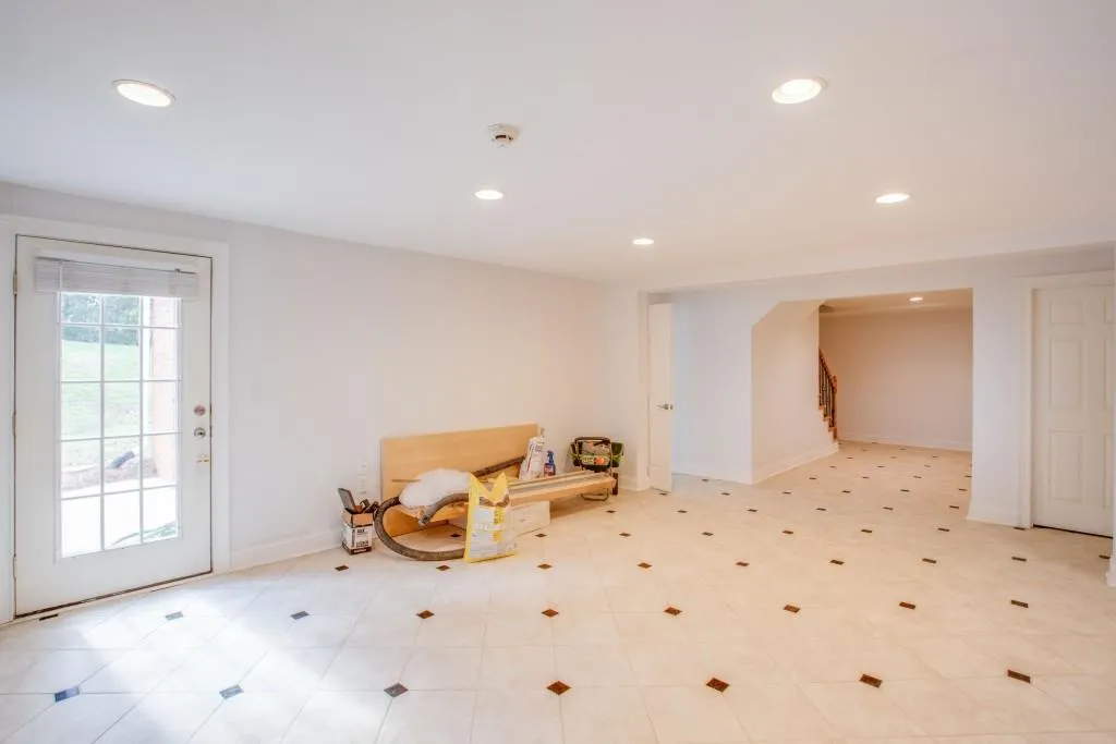 7435 Brandonshire Road, Atlanta, Georgia 30350, 6 Bedrooms Bedrooms, ,5 BathroomsBathrooms,Residential,Sold,7435 Brandonshire Road,6006127