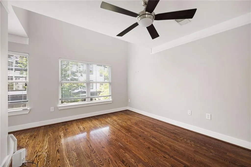 Primary Bedroom - Look at that lighting!