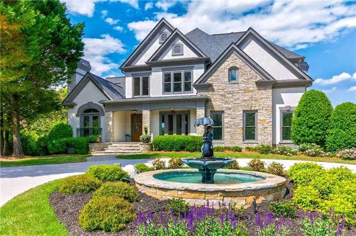 5925 Stoneleigh Drive, Suwanee, Georgia 30024