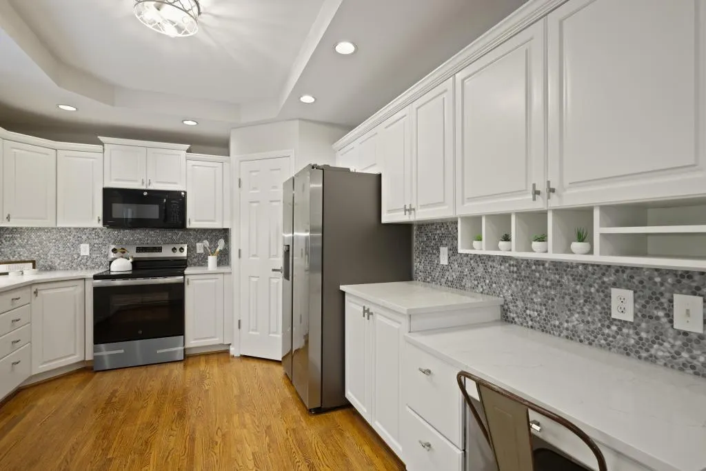 225 River Springs Drive, Sandy Springs, Georgia 30328, 4 Bedrooms Bedrooms, ,3 BathroomsBathrooms,Residential,Sold,225 River Springs Drive,7586195