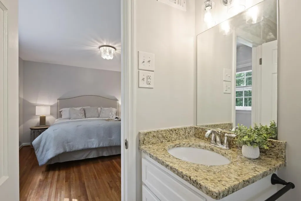 Master bath.....can make a huge master suite and bath downstairs if you want a bigger room, bath and closet.