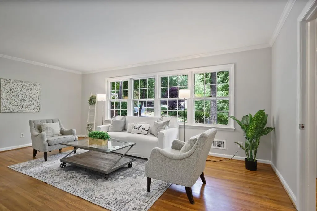 225 River Springs Drive, Sandy Springs, Georgia 30328, 4 Bedrooms Bedrooms, ,3 BathroomsBathrooms,Residential,Sold,225 River Springs Drive,7586195