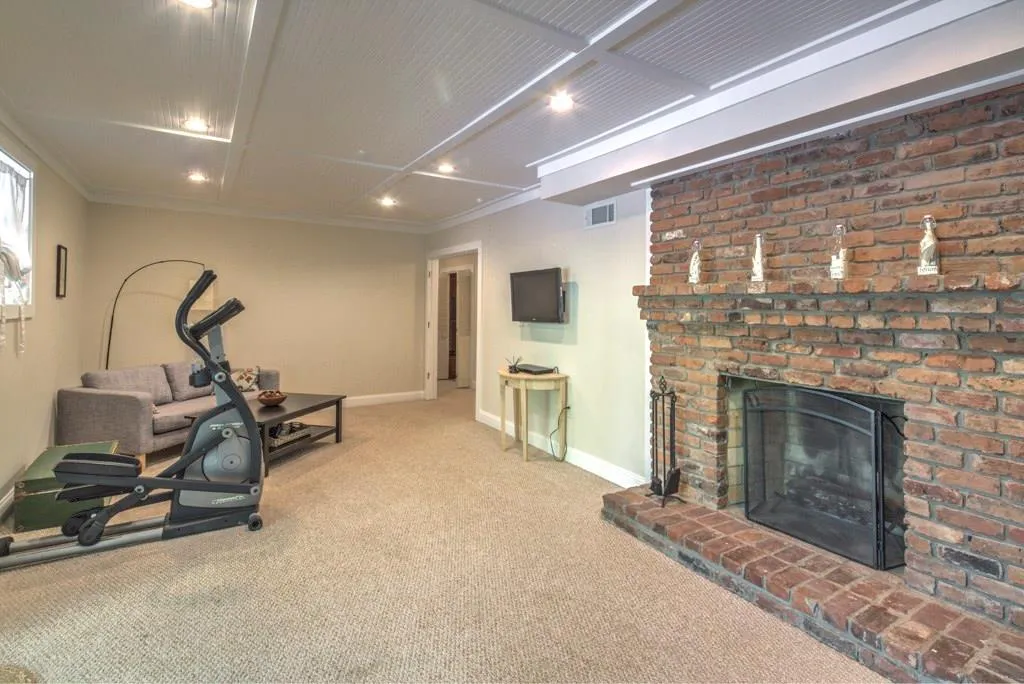 360 Montevallo Drive, Sandy Springs, Georgia 30342, 4 Bedrooms Bedrooms, ,3 BathroomsBathrooms,Residential,Sold,360 Montevallo Drive,5679648