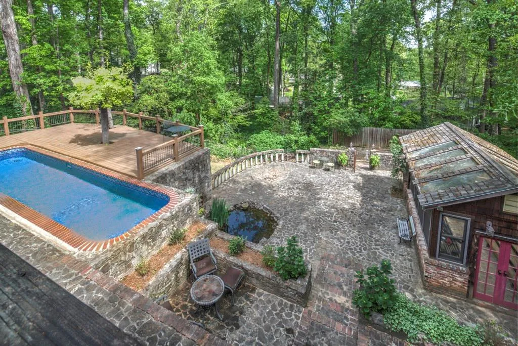 360 Montevallo Drive, Sandy Springs, Georgia 30342, 4 Bedrooms Bedrooms, ,3 BathroomsBathrooms,Residential,Sold,360 Montevallo Drive,5679648