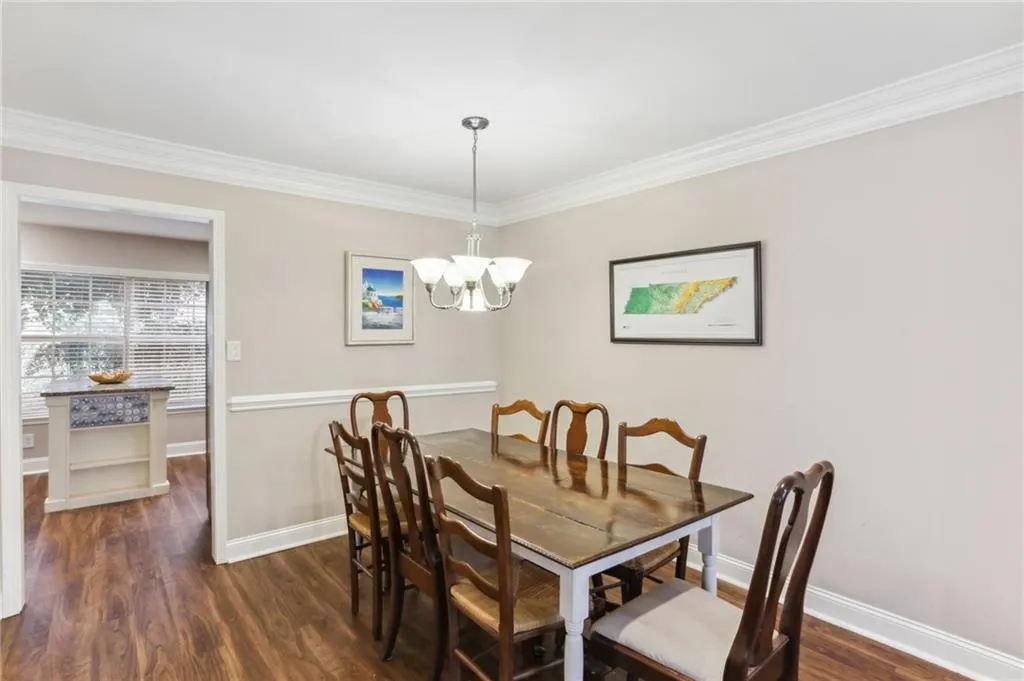 6980 Roswell Road Unit F7, Atlanta, Georgia 30328, 3 Bedrooms Bedrooms, ,2 BathroomsBathrooms,Residential,Sold,6980 Roswell Road Unit F7,7181676