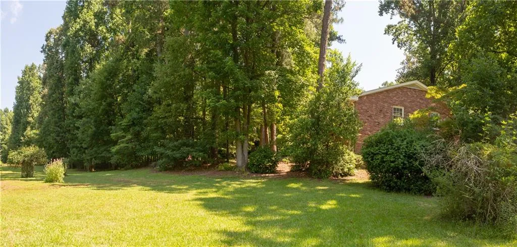 7270 Selkirk Drive, Atlanta, Georgia 30328, 4 Bedrooms Bedrooms, ,2 BathroomsBathrooms,Residential,Sold,7270 Selkirk Drive,6031058