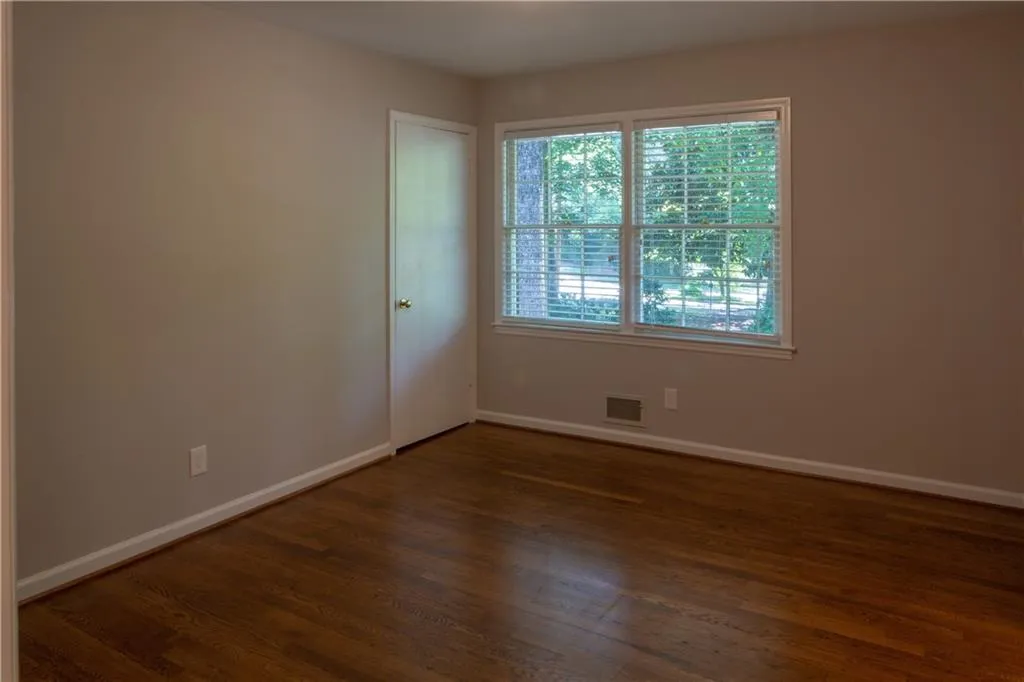 7270 Selkirk Drive, Atlanta, Georgia 30328, 4 Bedrooms Bedrooms, ,2 BathroomsBathrooms,Residential,Sold,7270 Selkirk Drive,6031058