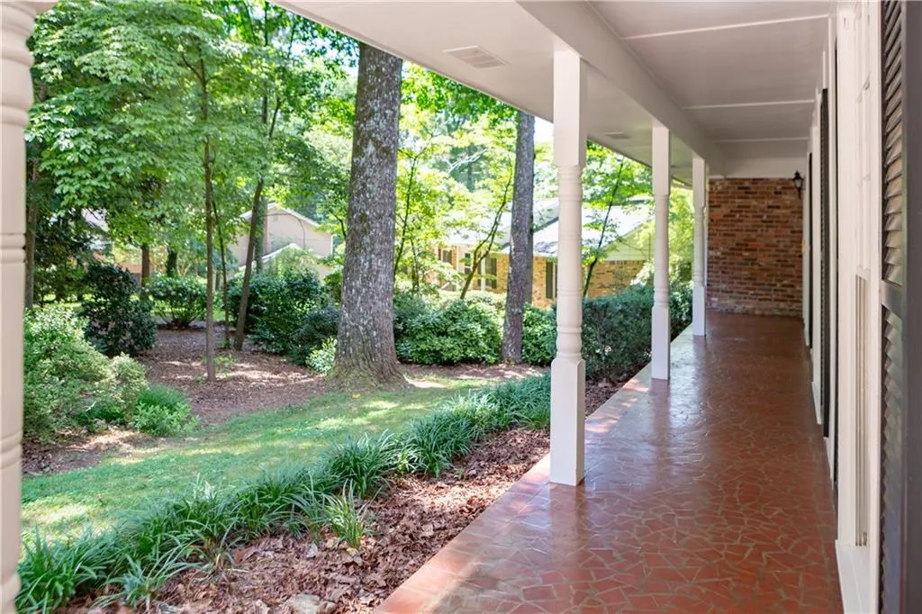 7270 Selkirk Drive, Atlanta, Georgia 30328, 4 Bedrooms Bedrooms, ,2 BathroomsBathrooms,Residential,Sold,7270 Selkirk Drive,6031058