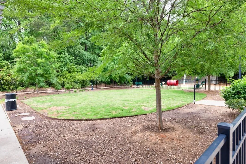 795 Hammond Drive Unit 513, Atlanta, Georgia 30328, 2 Bedrooms Bedrooms, ,2 BathroomsBathrooms,Residential,For Sale,795 Hammond Drive Unit 513,7753200
