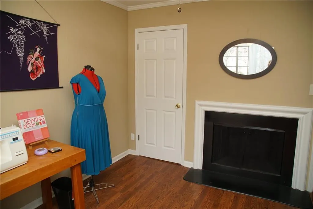 5400 Roswell Road Unit H5, Atlanta, Georgia 30342, 2 Bedrooms Bedrooms, ,1 BathroomBathrooms,Residential,Sold,5400 Roswell Road Unit H5,5657206