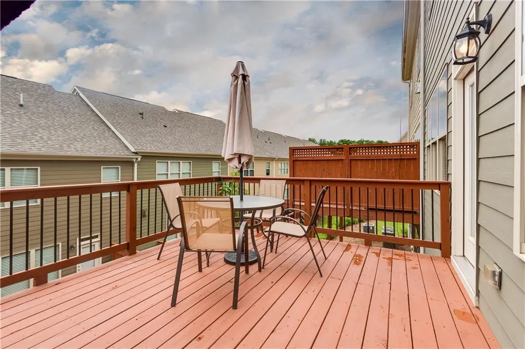 914 Acadiana Drive, Sandy Springs, Georgia 30328, 3 Bedrooms Bedrooms, ,2 BathroomsBathrooms,Residential,Sold,914 Acadiana Drive,5869616