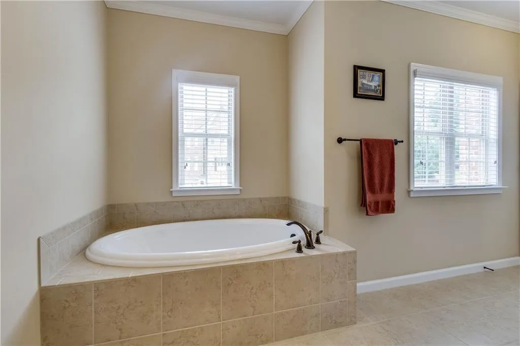 914 Acadiana Drive, Sandy Springs, Georgia 30328, 3 Bedrooms Bedrooms, ,2 BathroomsBathrooms,Residential,Sold,914 Acadiana Drive,5869616