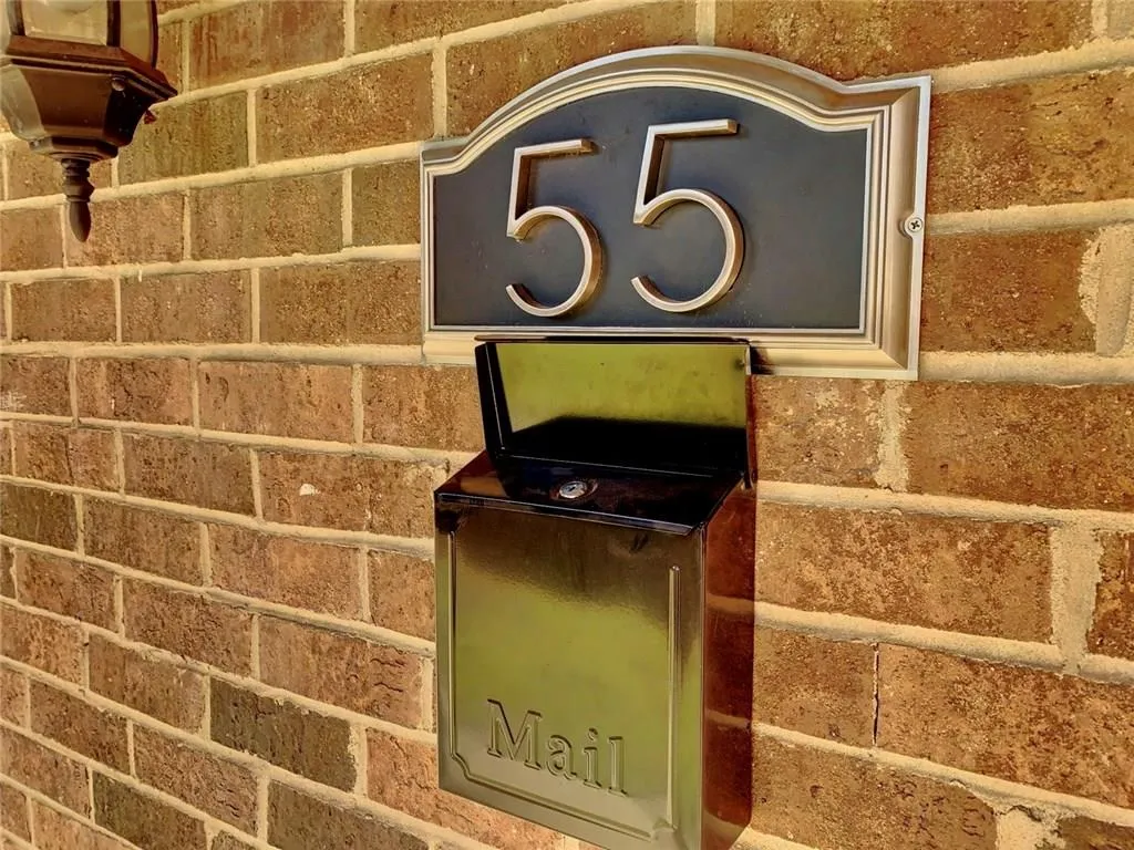 6520 Roswell Road Unit 55, Atlanta, Georgia 30328, 2 Bedrooms Bedrooms, ,2 BathroomsBathrooms,Residential,Sold,6520 Roswell Road Unit 55,6127344