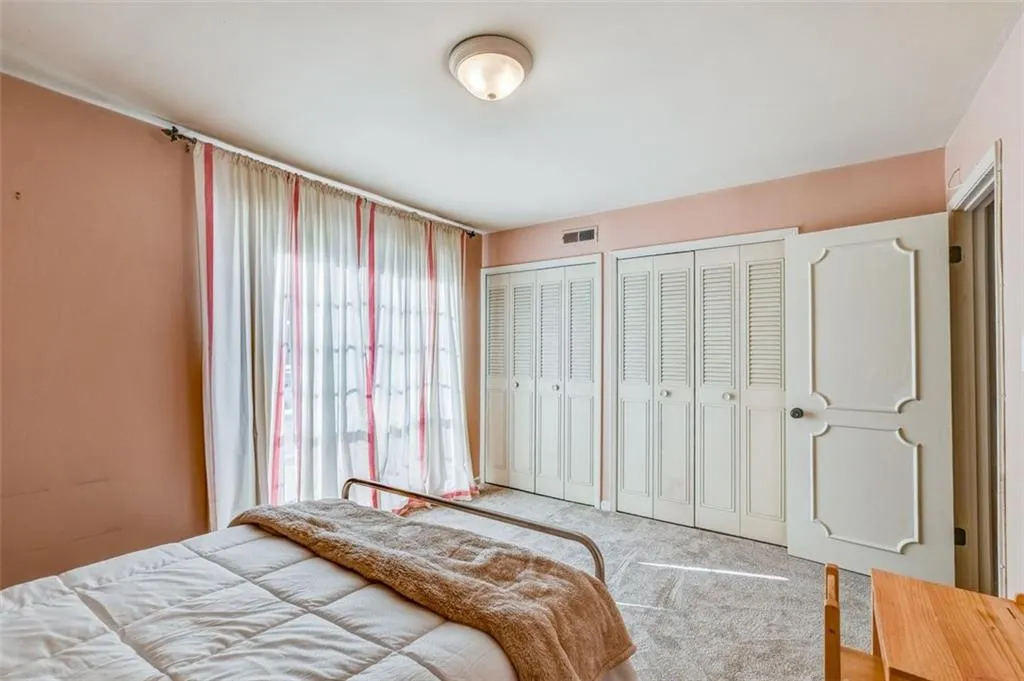 5400 Roswell Road Unit N11, Atlanta, Georgia 30342, 2 Bedrooms Bedrooms, ,2 BathroomsBathrooms,Residential,Sold,5400 Roswell Road Unit N11,6993515