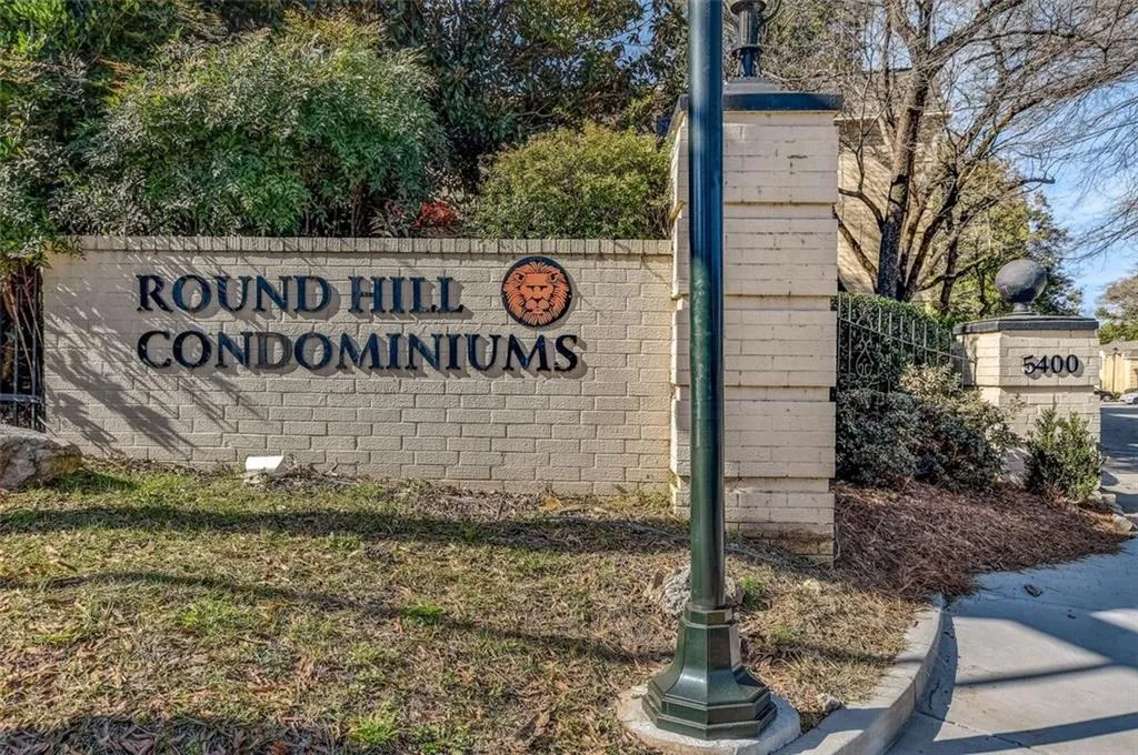 5400 Roswell Road Unit N11, Atlanta, Georgia 30342, 2 Bedrooms Bedrooms, ,2 BathroomsBathrooms,Residential,Sold,5400 Roswell Road Unit N11,6993515
