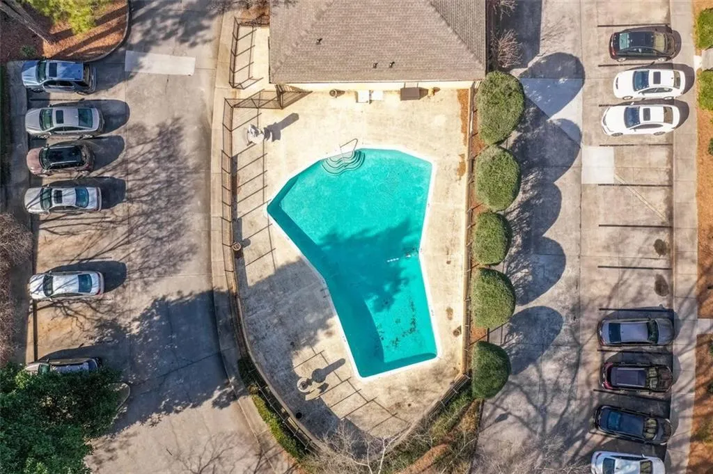 5400 Roswell Road Unit N11, Atlanta, Georgia 30342, 2 Bedrooms Bedrooms, ,2 BathroomsBathrooms,Residential,Sold,5400 Roswell Road Unit N11,6993515