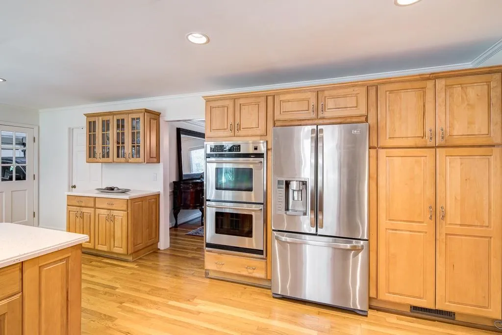260 Skyridge Drive, Sandy Springs, Georgia 30350, 5 Bedrooms Bedrooms, ,3 BathroomsBathrooms,Residential,Sold,260 Skyridge Drive,5911864