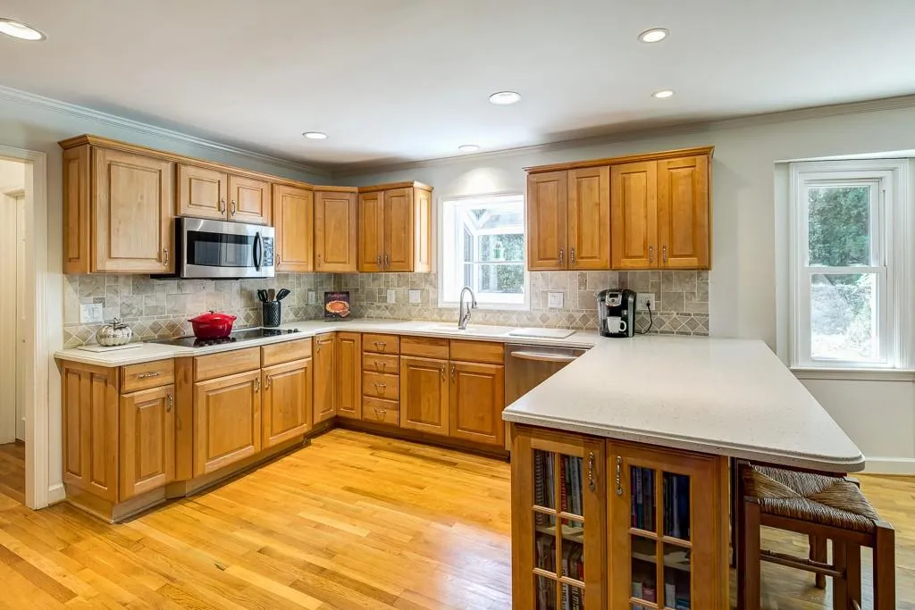 260 Skyridge Drive, Sandy Springs, Georgia 30350, 5 Bedrooms Bedrooms, ,3 BathroomsBathrooms,Residential,Sold,260 Skyridge Drive,5911864