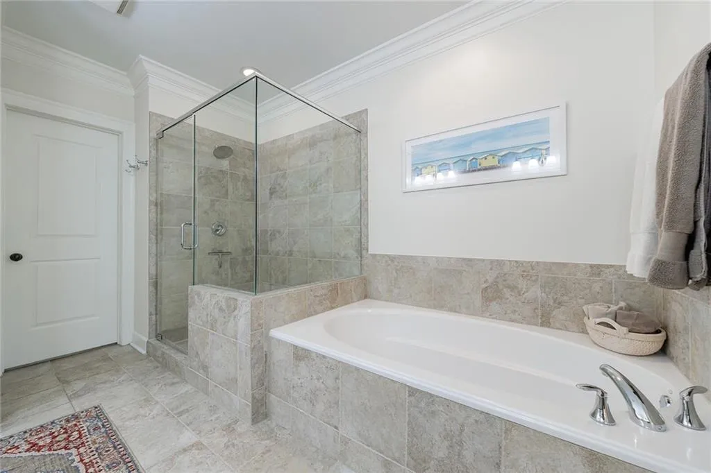 811 Creekgarden Court, Atlanta, Georgia 30339, 4 Bedrooms Bedrooms, ,4 BathroomsBathrooms,Residential,Sold,811 Creekgarden Court,7473553