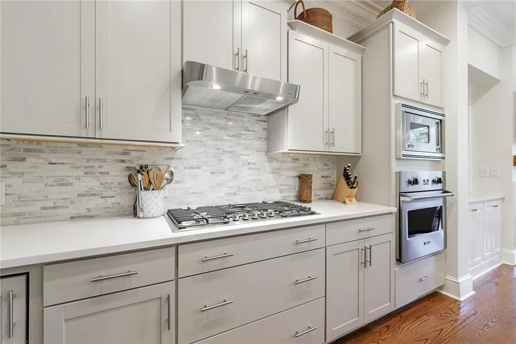 811 Creekgarden Court, Atlanta, Georgia 30339, 4 Bedrooms Bedrooms, ,4 BathroomsBathrooms,Residential,Sold,811 Creekgarden Court,7473553