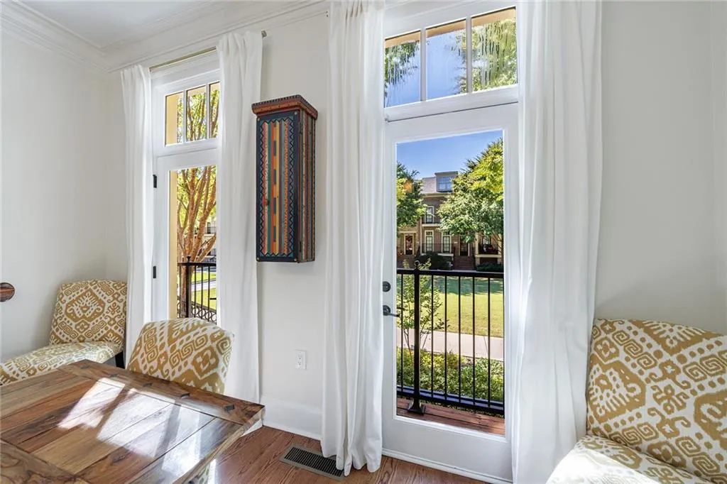 811 Creekgarden Court, Atlanta, Georgia 30339, 4 Bedrooms Bedrooms, ,4 BathroomsBathrooms,Residential,Sold,811 Creekgarden Court,7473553