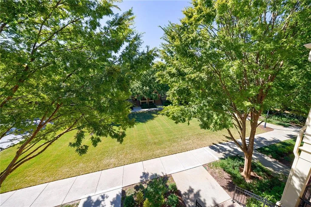 811 Creekgarden Court, Atlanta, Georgia 30339, 4 Bedrooms Bedrooms, ,4 BathroomsBathrooms,Residential,Sold,811 Creekgarden Court,7473553