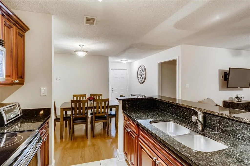 6204 Santa Fe Parkway Unit 6204, Sandy Springs, Georgia 30350, 2 Bedrooms Bedrooms, ,2 BathroomsBathrooms,Residential,Sold,6204 Santa Fe Parkway Unit 6204,6781898