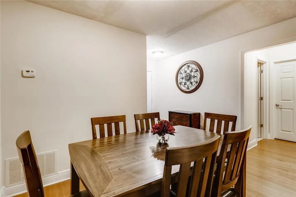 6204 Santa Fe Parkway Unit 6204, Sandy Springs, Georgia 30350, 2 Bedrooms Bedrooms, ,2 BathroomsBathrooms,Residential,Sold,6204 Santa Fe Parkway Unit 6204,6781898