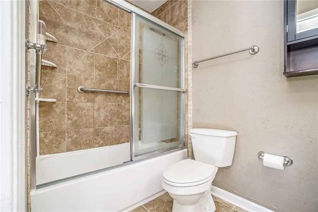 205 Winding River, Atlanta, Georgia 30350, 2 Bedrooms Bedrooms, ,2 BathroomsBathrooms,Residential,Sold,205 Winding River,6989216