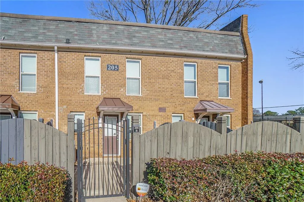 205 Winding River, Atlanta, Georgia 30350, 2 Bedrooms Bedrooms, ,2 BathroomsBathrooms,Residential,Sold,205 Winding River,6989216