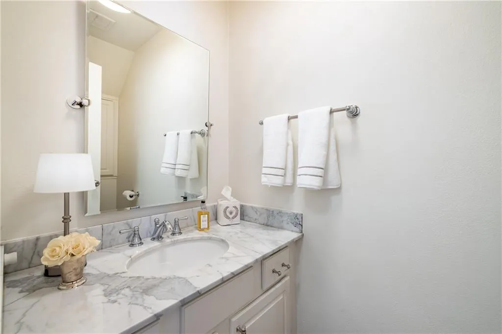 1101 Collier Road Nw Unit I3, Atlanta, Georgia 30318, 2 Bedrooms Bedrooms, 0 ,1 BathroomBathrooms,Residential,For Sale,1101 Collier Road Nw Unit I3,7690678