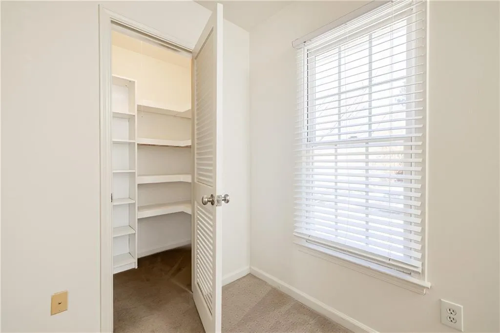 1101 Collier Road Nw Unit I3, Atlanta, Georgia 30318, 2 Bedrooms Bedrooms, 0 ,1 BathroomBathrooms,Residential,For Sale,1101 Collier Road Nw Unit I3,7690678