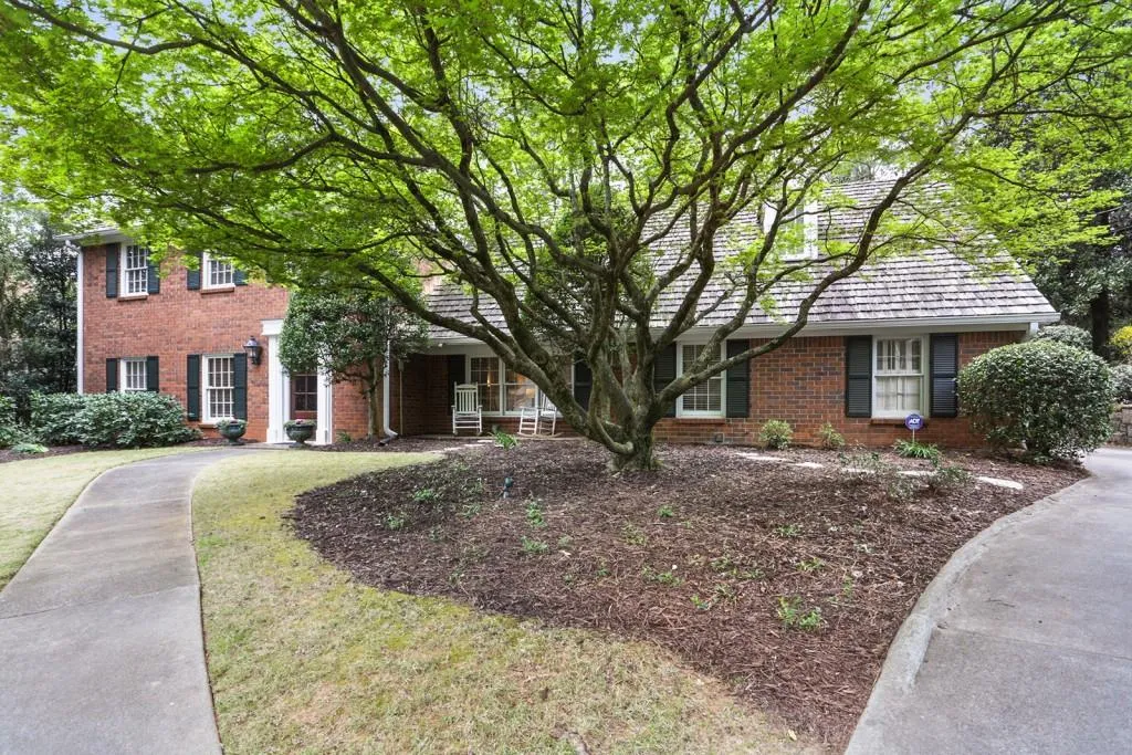 6320 Blackwater Trail, Atlanta, Georgia 30328, 5 Bedrooms Bedrooms, ,2 BathroomsBathrooms,Residential,Sold,6320 Blackwater Trail,6525179