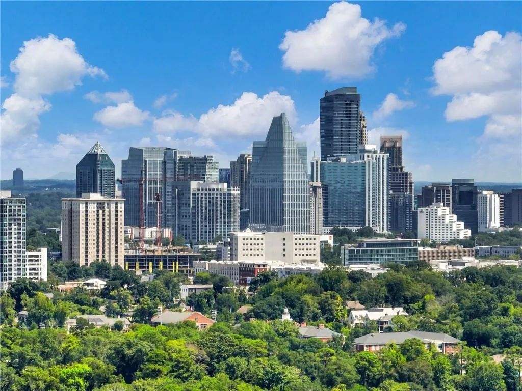Beautiful Greenery in Late Summer - City of Atlanta