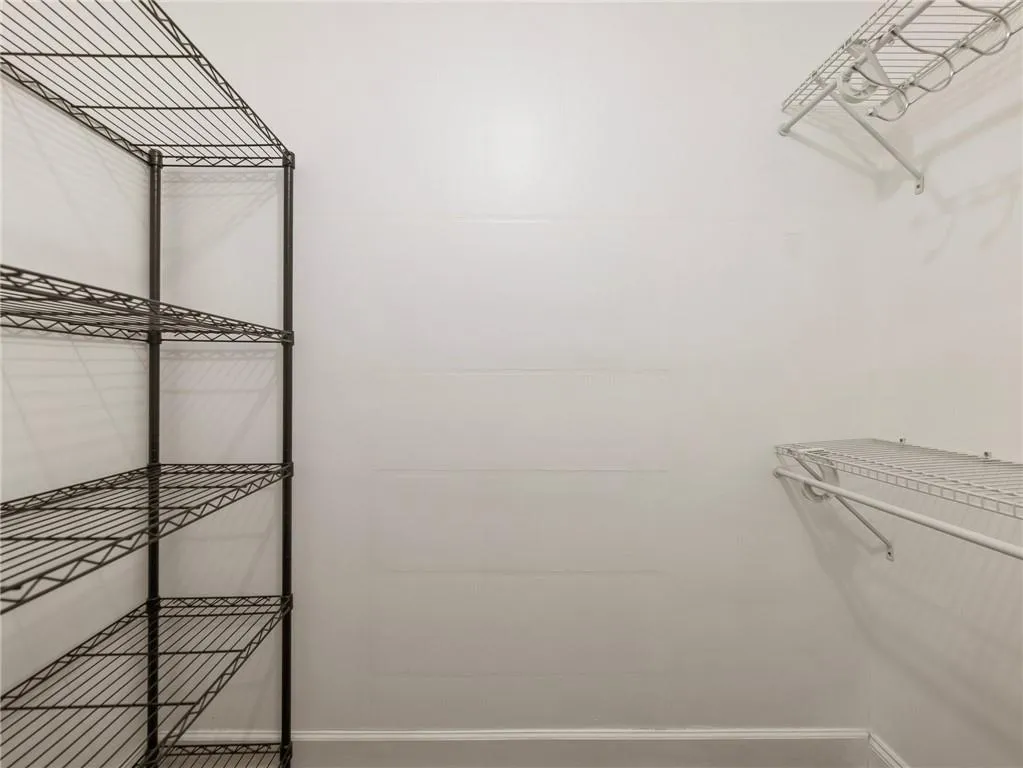 Large Walk-In Closet! Free-standing storage remains