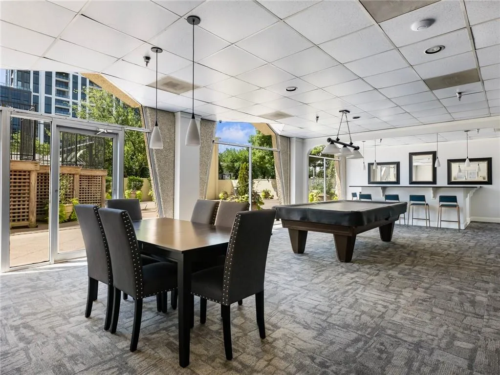 Mezzanine Level - The Hudson Room offers so many options, including areas for cards, games, visiting, Pool Table, even a Bar Area