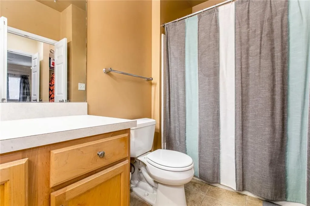 5641 Roswell Road Unit 305, Atlanta, Georgia 30342, 2 Bedrooms Bedrooms, ,2 BathroomsBathrooms,Residential,Sold,5641 Roswell Road Unit 305,6091806