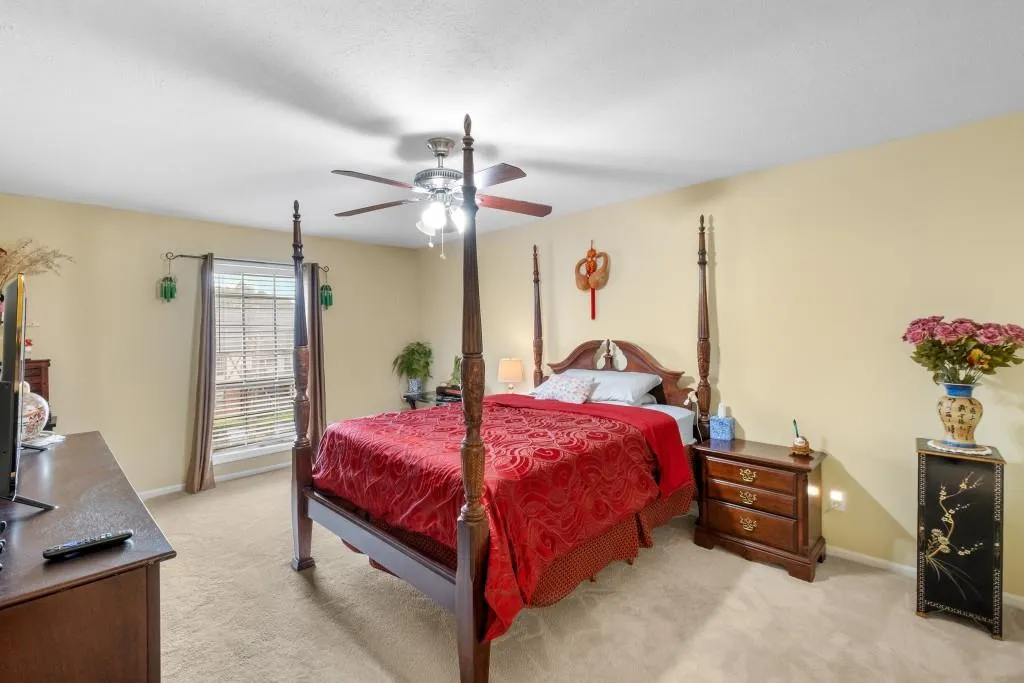 6851 Roswell Road Unit B15, Sandy Springs, Georgia 30328, 3 Bedrooms Bedrooms, ,2 BathroomsBathrooms,Residential,For Sale,6851 Roswell Road Unit B15,7567530