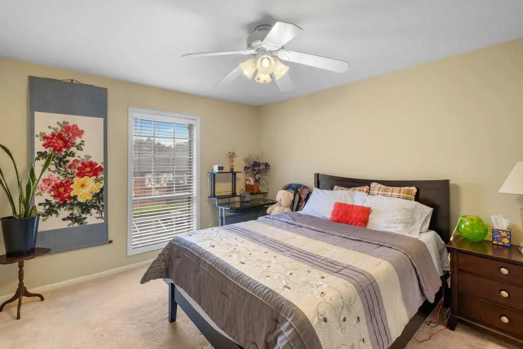 6851 Roswell Road Unit B15, Sandy Springs, Georgia 30328, 3 Bedrooms Bedrooms, ,2 BathroomsBathrooms,Residential,For Sale,6851 Roswell Road Unit B15,7567530