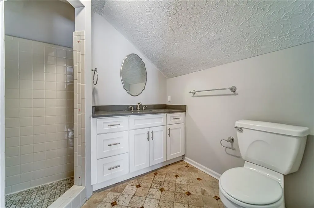 3350 Spalding Drive, Sandy Springs, Georgia 30350, 5 Bedrooms Bedrooms, ,4 BathroomsBathrooms,Residential,Sold,3350 Spalding Drive,6742260