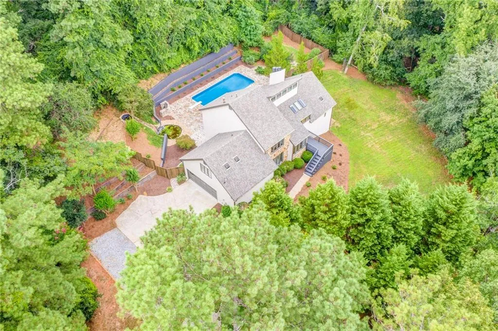 3350 Spalding Drive, Sandy Springs, Georgia 30350, 5 Bedrooms Bedrooms, ,4 BathroomsBathrooms,Residential,Sold,3350 Spalding Drive,6742260