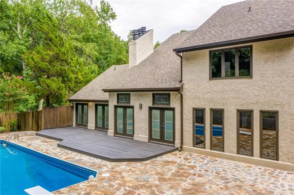 3350 Spalding Drive, Sandy Springs, Georgia 30350, 5 Bedrooms Bedrooms, ,4 BathroomsBathrooms,Residential,Sold,3350 Spalding Drive,6742260