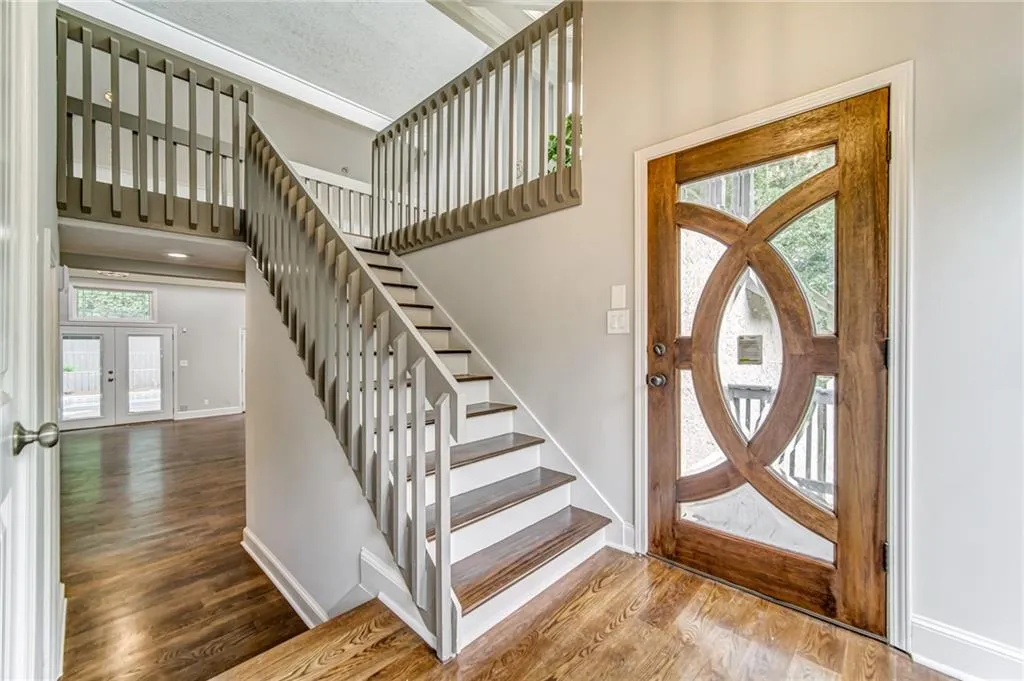 3350 Spalding Drive, Sandy Springs, Georgia 30350, 5 Bedrooms Bedrooms, ,4 BathroomsBathrooms,Residential,Sold,3350 Spalding Drive,6742260