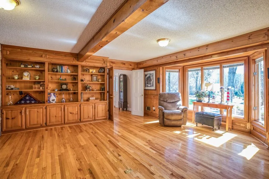 500 Spalding Hills Court, Sandy Springs, Georgia 30350, 6 Bedrooms Bedrooms, ,5 BathroomsBathrooms,Residential,Sold,500 Spalding Hills Court,6511525