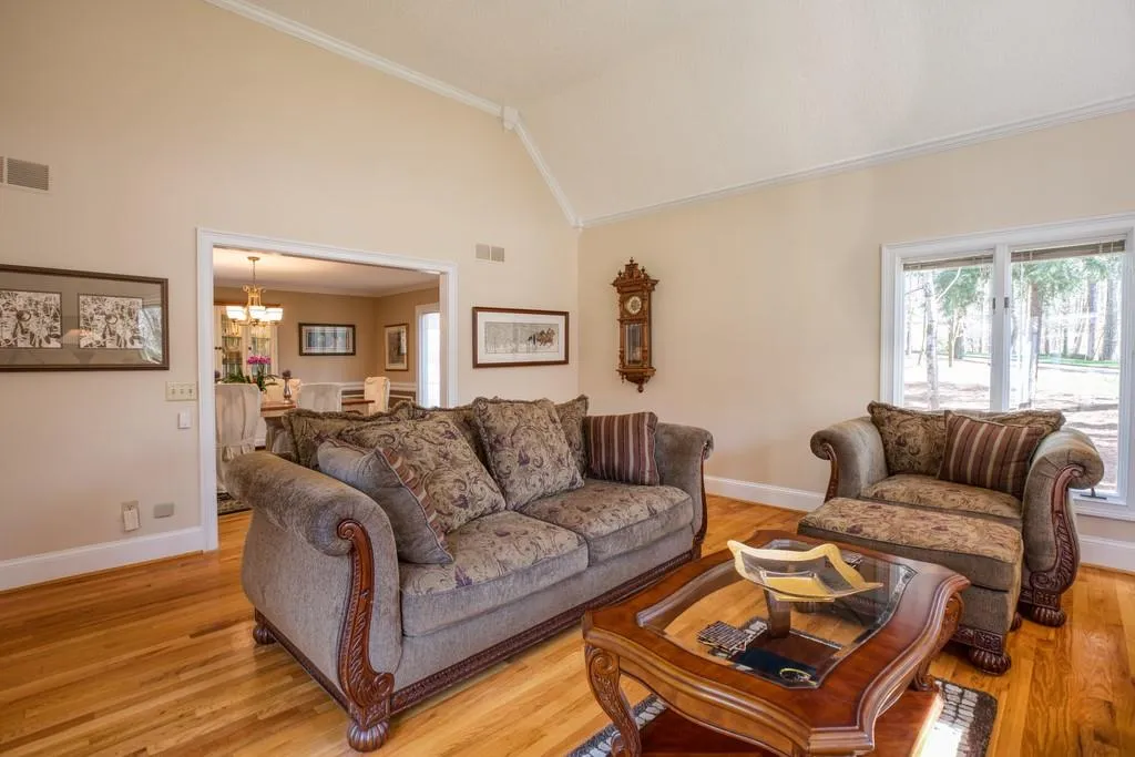 500 Spalding Hills Court, Sandy Springs, Georgia 30350, 6 Bedrooms Bedrooms, ,5 BathroomsBathrooms,Residential,Sold,500 Spalding Hills Court,6511525