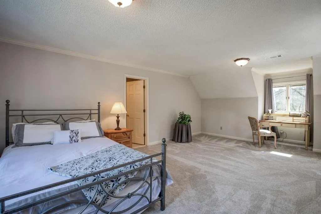 500 Spalding Hills Court, Sandy Springs, Georgia 30350, 6 Bedrooms Bedrooms, ,5 BathroomsBathrooms,Residential,Sold,500 Spalding Hills Court,6511525