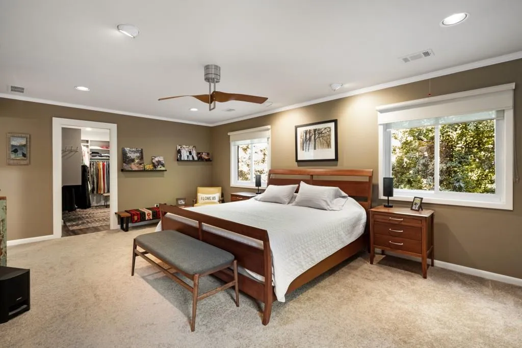 395 W Spalding Drive, Atlanta, Georgia 30328, 3 Bedrooms Bedrooms, ,2 BathroomsBathrooms,Residential,Sold,395 W Spalding Drive,7446302