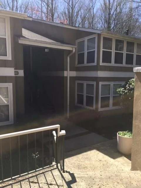 5149 Roswell Road Unit 6, Atlanta, Georgia 30342, 2 Bedrooms Bedrooms, ,2 BathroomsBathrooms,Residential,Sold,5149 Roswell Road Unit 6,5815619